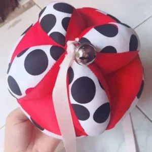 Bóng cho bé luyện chân